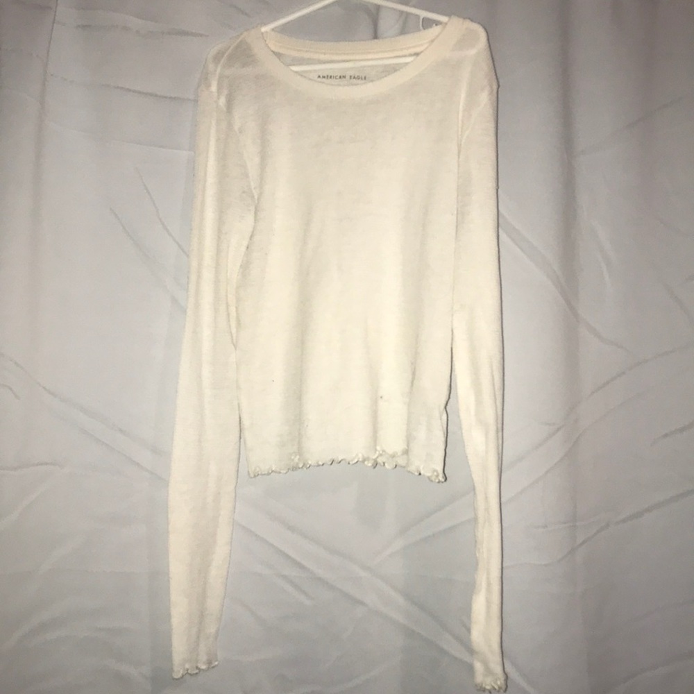 Long sleeve American Eagle lettuce trim shirt